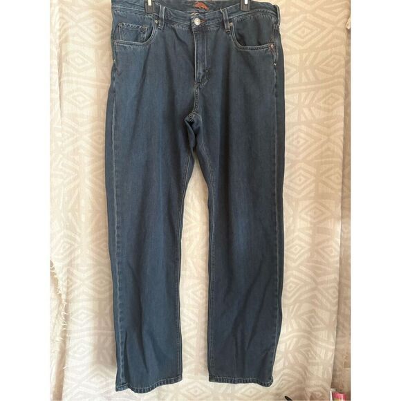 Blue Tommy Bahama Standard Fit Jeans 38*32 - Picture 1 of 8
